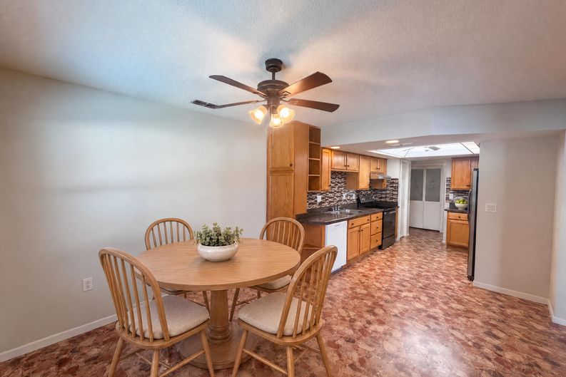 Photo 10 of 34 of 11187 Blythville Rd, Spring Hill, FL