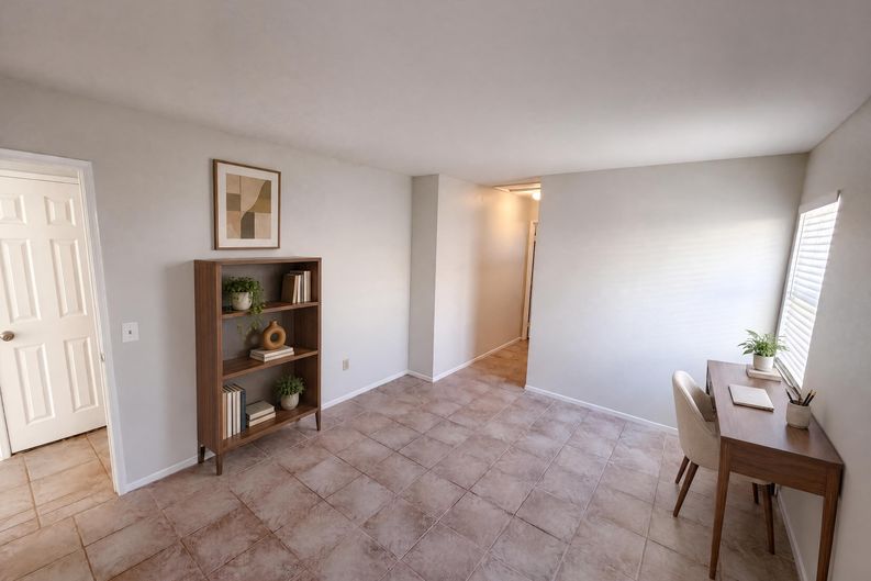 Photo 16 of 25 of 8932 Mesa Oak Dr, Riverside, CA