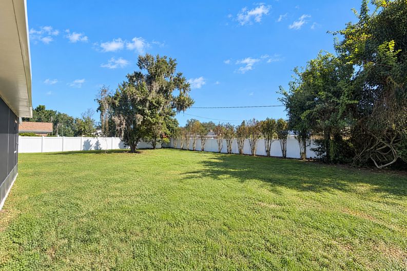 Photo 19 of 22 of 2160 De Las Flores Ave, Bartow, FL