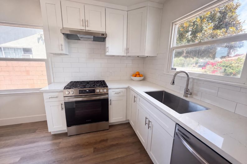 Photo 8 of 29 of 8015 Aldea Ave, LOS ANGELES, CA