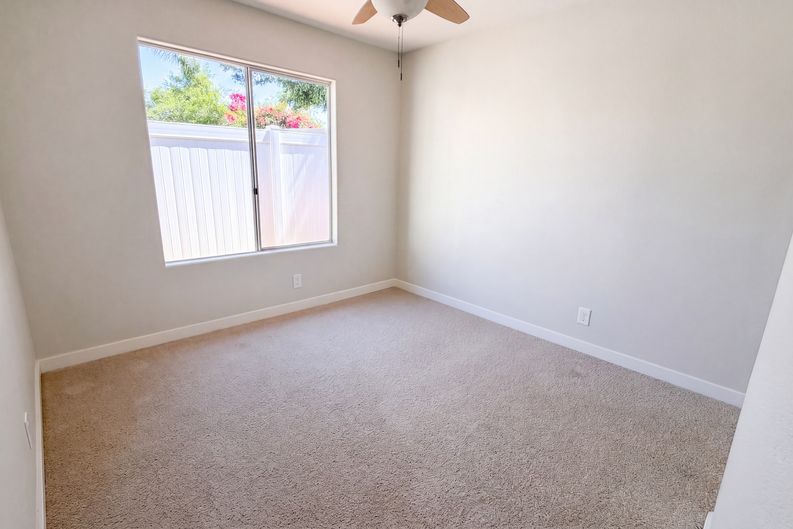 Photo 16 of 19 of 1827 Corte Amarillo, Oceanside, CA