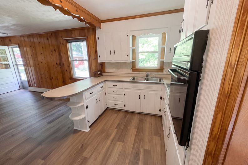 Photo 11 of 20 of 2406 Drum Creek Rd, Chesapeake, VA