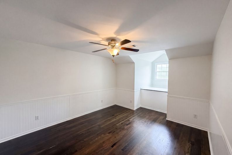 Photo 14 of 30 of 2298 Camden Dr SW, Marietta, GA
