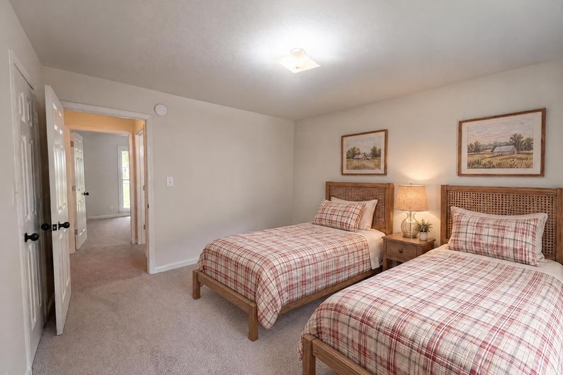 Photo 12 of 26 of 1201 Verkler Dr, Clarksville, TN