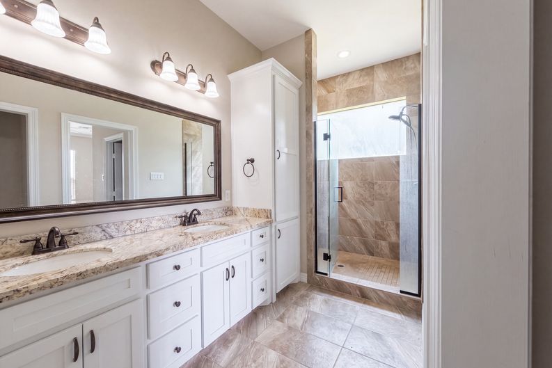 Photo 4 of 25 of 8580 Cedar Creek Ln, Greenville, TX