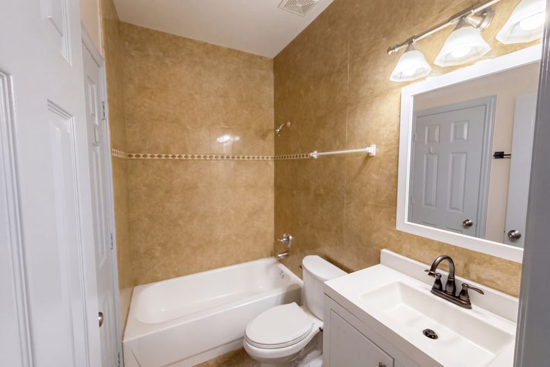 Photo 14 of 34 of 4412 Cedar Valley Dr, Plano, TX