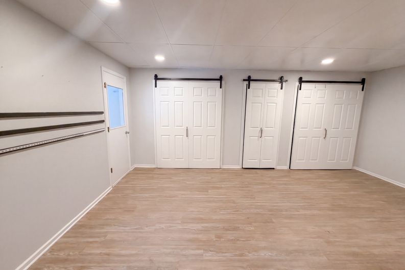 Photo 13 of 19 of 6909 Branton Dr, Cary, NC