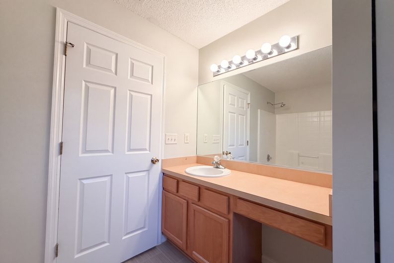 Photo 18 of 29 of 18 Rolland Ln, Palm Coast, FL