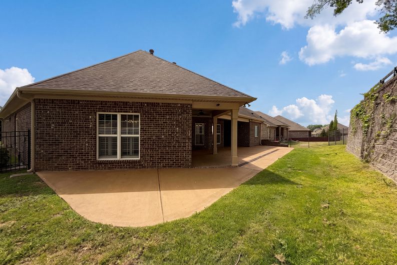 Photo 25 of 27 of 7009 Whisperwood Ave, Spring Hill, TN