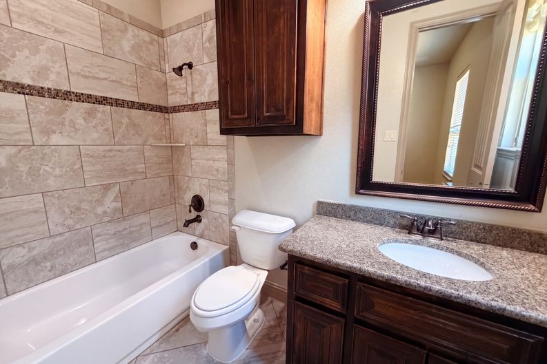 Photo 17 of 32 of 1502 Northwood Dr, Wylie, TX