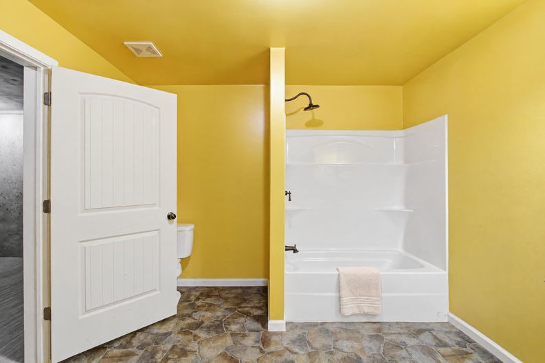 Photo 33 of 46 of 30 Roberson Dr NE, Cartersville, GA