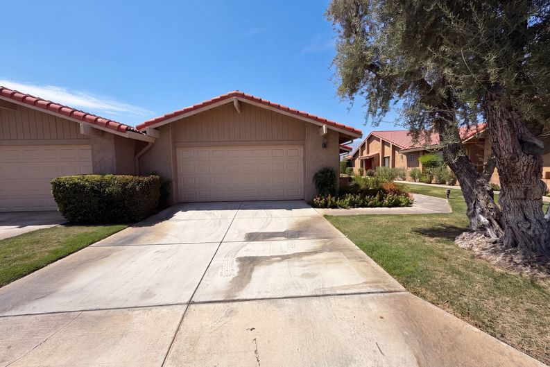 Photo 37 of 41 of 103 Camino Arroyo S, Palm Desert, CA