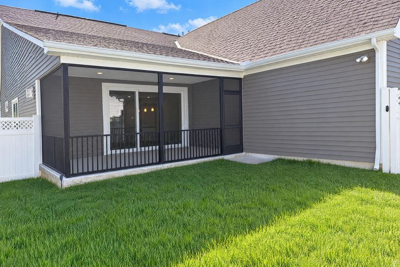 Photo 18 of 23 of 4897 Arena Ct, Liberty Twp, OH