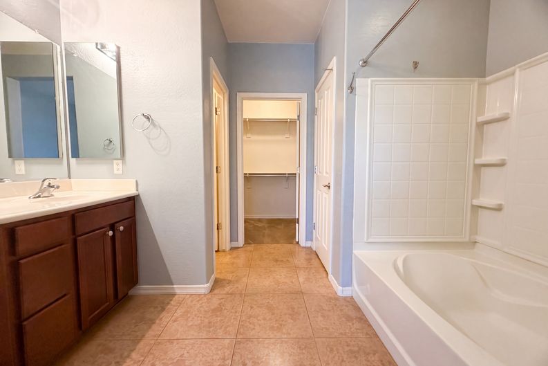 Photo 14 of 18 of 875 W Ayrshire Trl, San Tan Valley, AZ