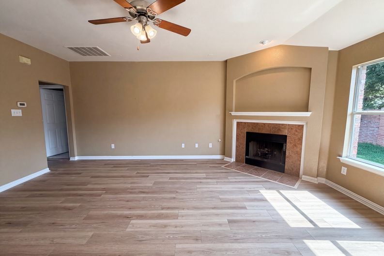 Photo 14 of 16 of 5400 Shepherd Pl, Flower Mound, TX