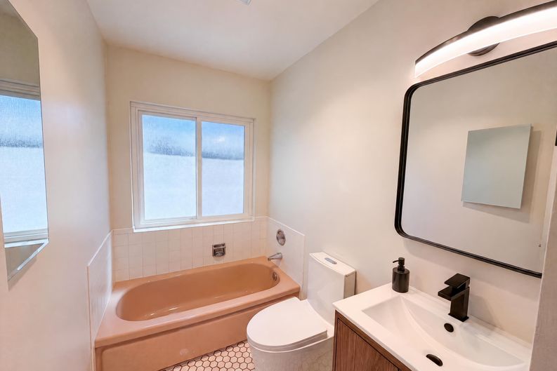 Photo 12 of 27 of 9630 Beachwood Dr, Orangevale, CA