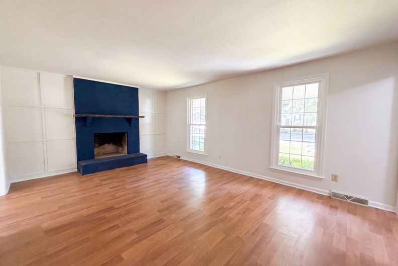 Photo 7 of 20 of 114 Blake Dr, Summerville, SC