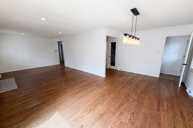 Photo 13 of 33 of 1741 S Krameria Way, Denver, CO