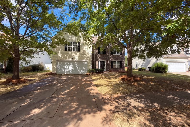 Photo 24 of 29 of 815 Southridge Dr, Monroe, NC