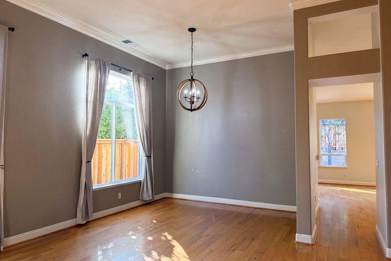 Photo 16 of 51 of 1401 Grey Owl Cir, Roseville, CA