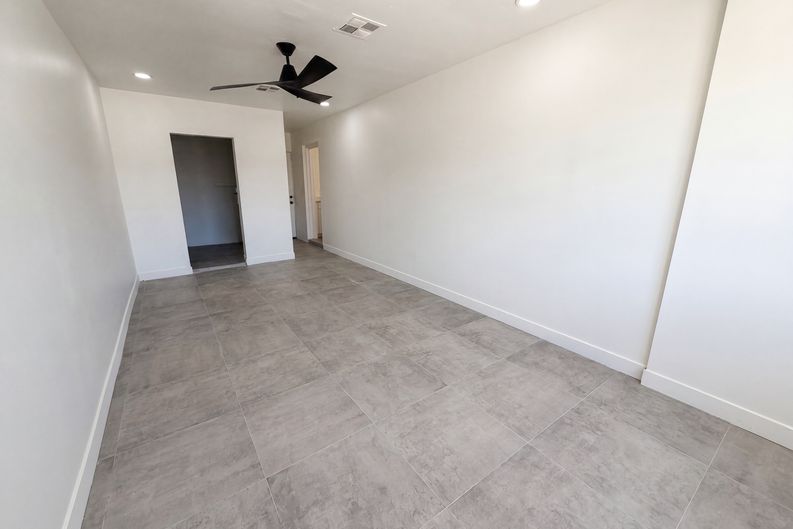 Photo 8 of 21 of 4505 W Clarendon Ave, Phoenix, AZ