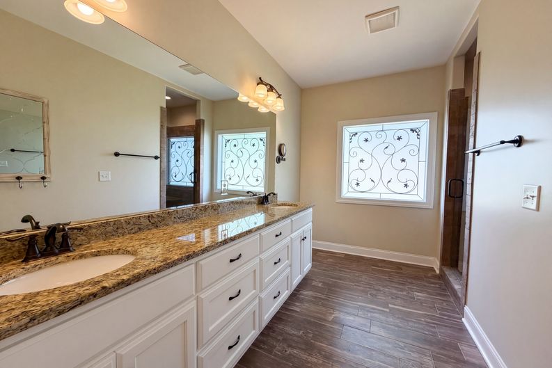 Photo 21 of 27 of 7009 Whisperwood Ave, Spring Hill, TN
