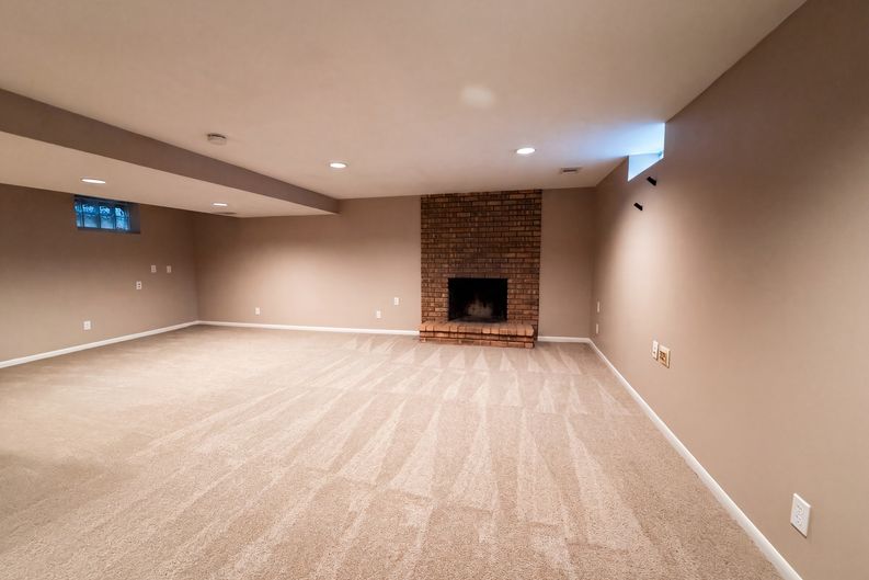 Photo 16 of 24 of 18220 Duck Lake Trl, Eden Prairie, MN