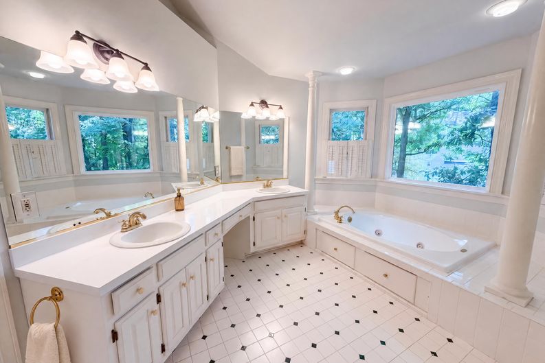 Photo 20 of 29 of 5806 Fox Briar Way, Midlothian, VA