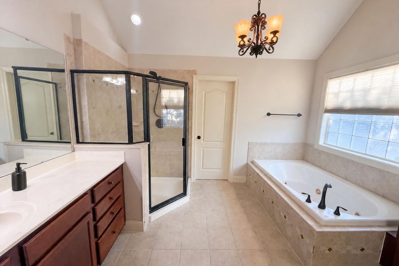 Photo 14 of 47 of 101 Gillyweed Ct, Holly Springs, NC