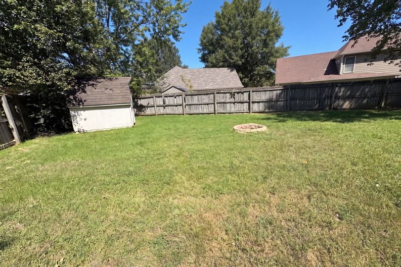 Photo 70 of 80 of 164 Doris Meadow Cv, Collierville, TN