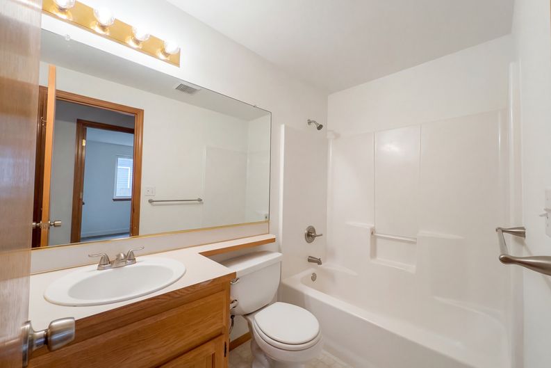 Photo 14 of 16 of 8641 NE Windstone St, Beaverton, OR