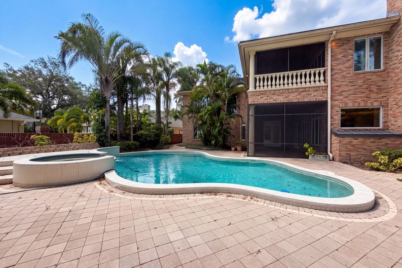 Photo 51 of 59 of 4407 W Dale Ave, Tampa, FL