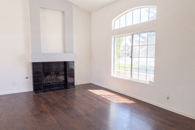 Photo 15 of 19 of 13154 Oberlin Ave, Victorville, CA