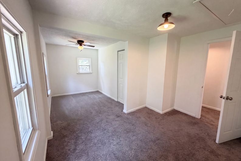 Photo 4 of 20 of 736 Bettes Ave, Akron, OH