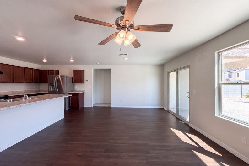Photo 3 of 30 of 25797 W Siesta Way, Buckeye, AZ