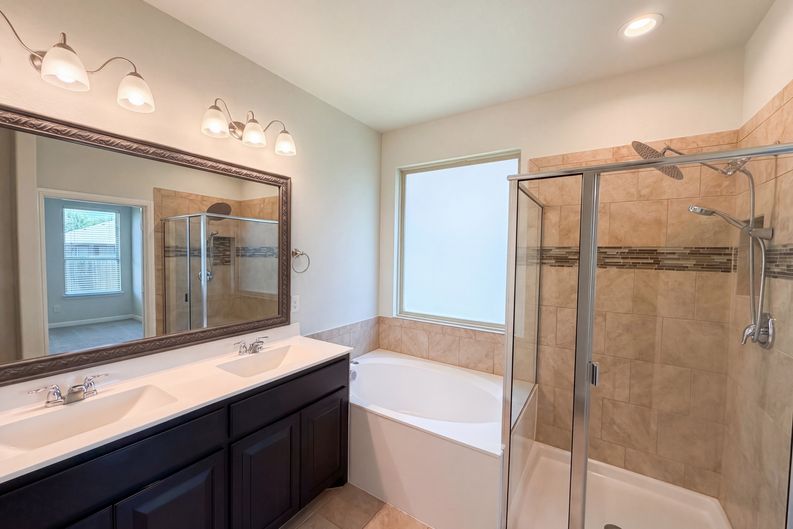 Photo 9 of 21 of 4312 Chicory Ct, Denton, TX