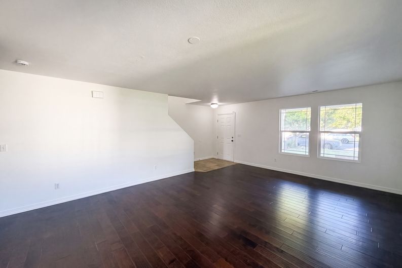 Photo 10 of 26 of 866 S 1580 W, Lehi, UT