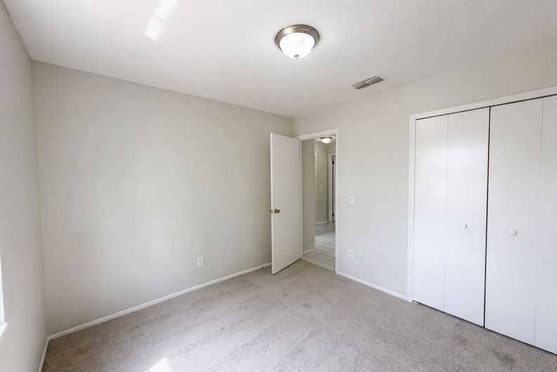 Photo 11 of 22 of 1611 Callie Ct, Apopka, FL
