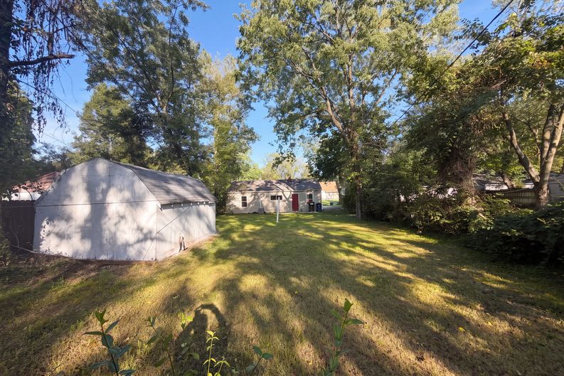 Photo 22 of 23 of 2785 Linview Ave, Columbus, OH