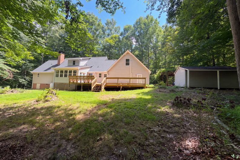 Photo 35 of 48 of 335 Dill Cir, Landrum, SC