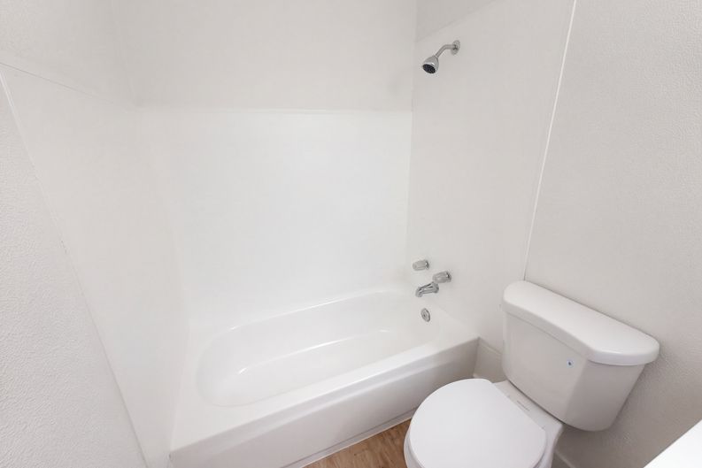 Photo 14 of 22 of 6300 Seyferth Way, Sacramento, CA