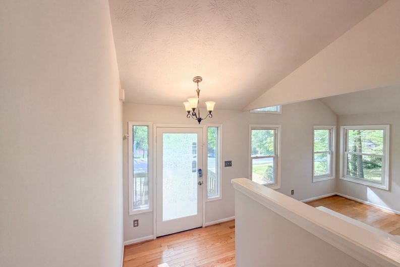 Photo 6 of 24 of 3143 Chase Ct SW, Marietta, GA