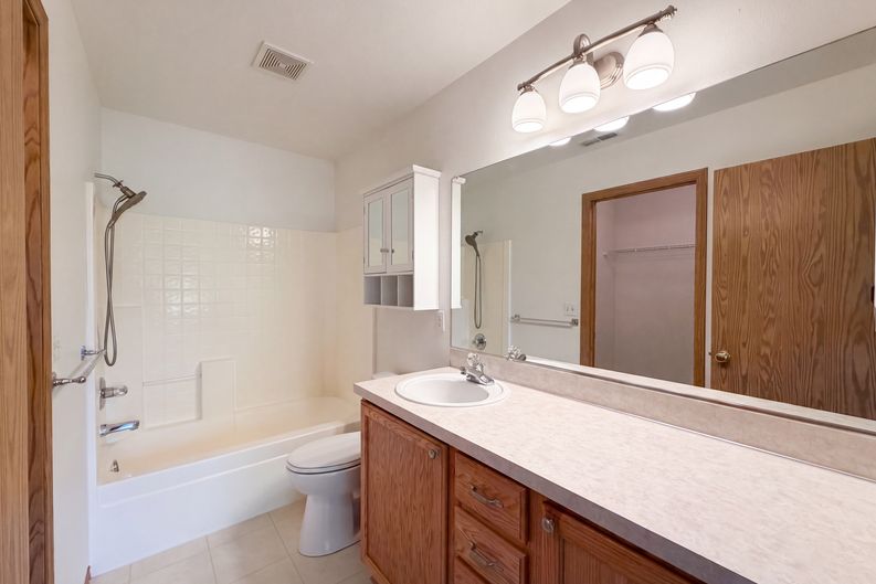Photo 17 of 21 of 773 NW Forest Creek Dr, Hillsboro, OR