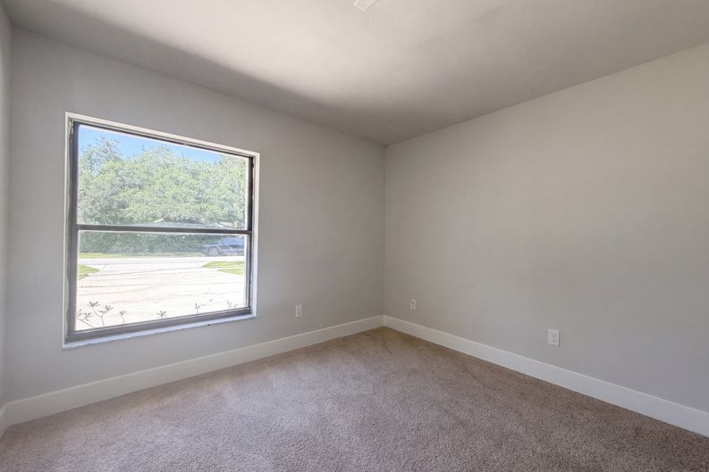 Photo 11 of 22 of 888 Brightwood Way, Wellington, FL