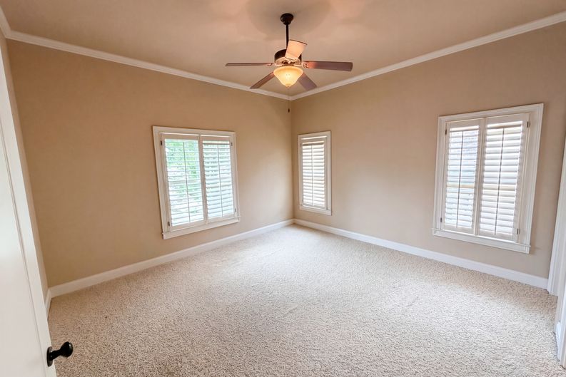 Photo 26 of 71 of 3250 Camellia Ln, Suwanee, GA
