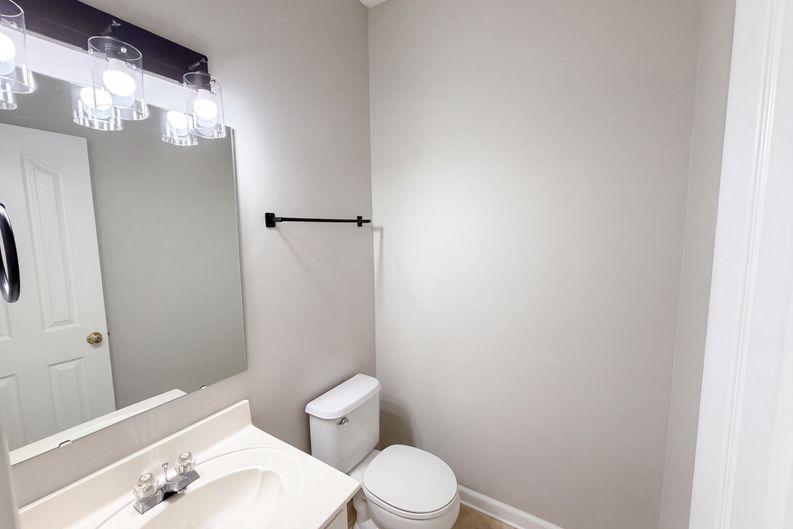 Photo 15 of 28 of 1159 Tufton Pl NW, Concord, NC