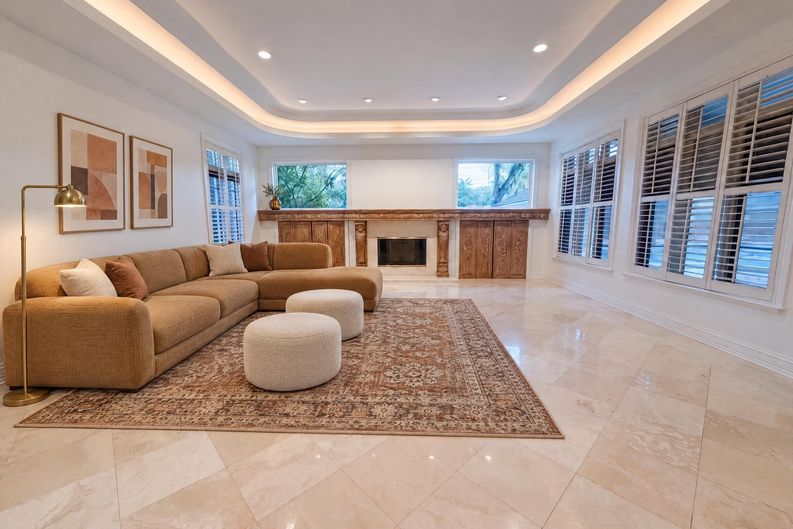 Photo 4 of 59 of 4407 W Dale Ave, Tampa, FL
