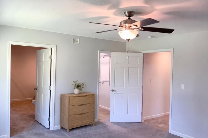 Photo 10 of 22 of 237 N Glen Rd, Maynardville, TN
