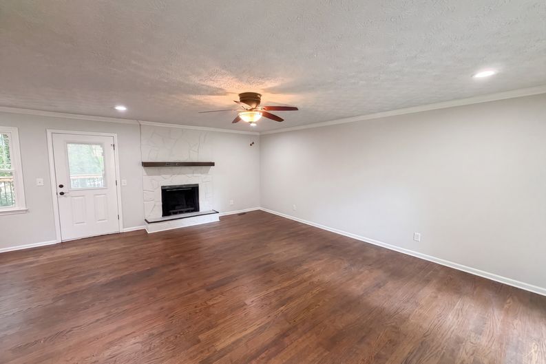 Photo 7 of 23 of 1394 Natchez Trce SW, Marietta, GA