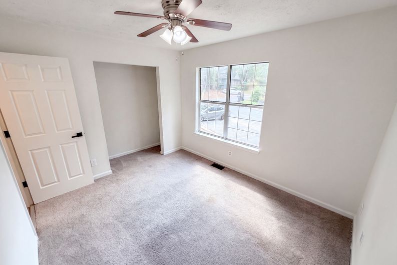 Photo 21 of 31 of 1079 Brittwood Pl, Norcross, GA